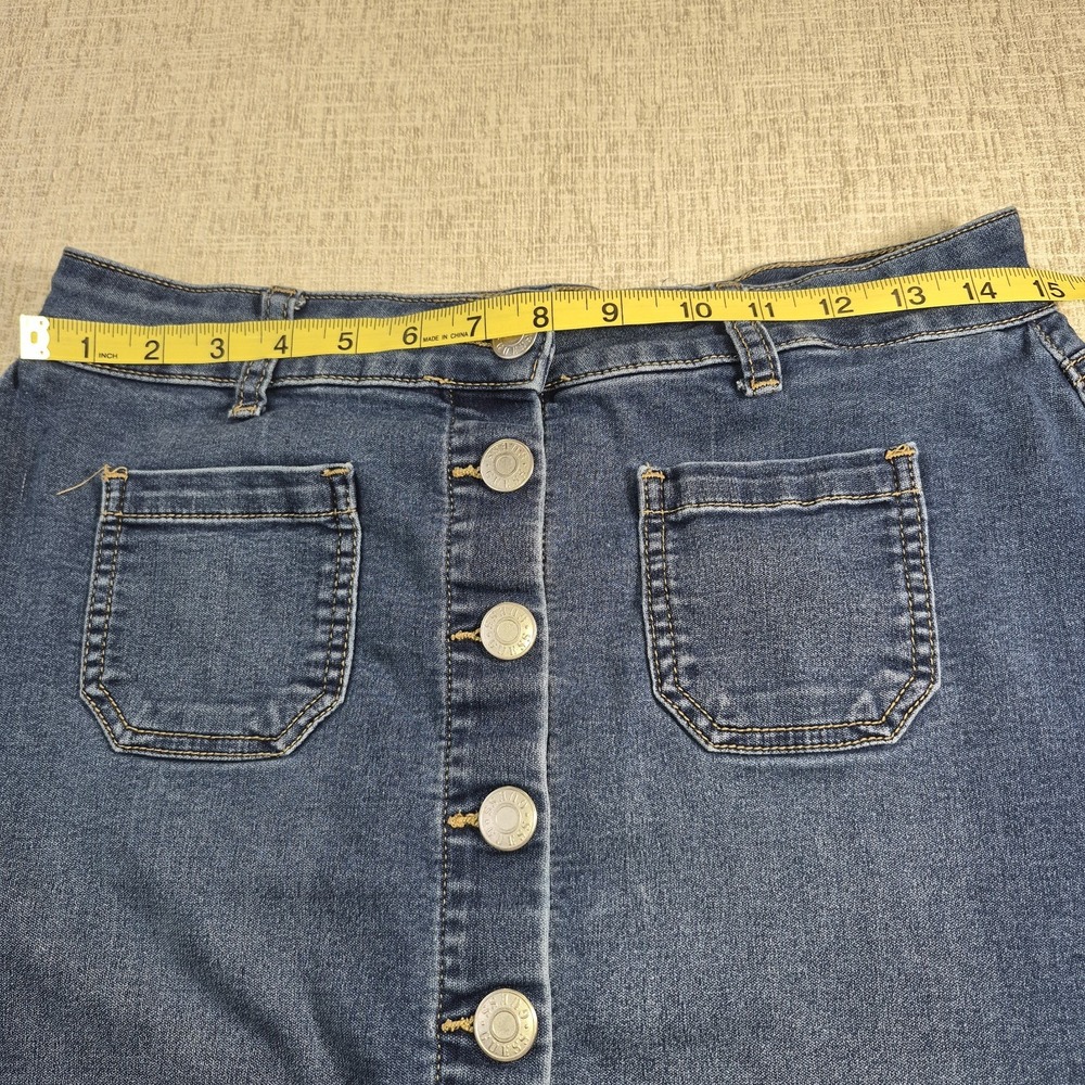 GUESS Denim Mini Skirt Large Blue Button Front Distressed Frayed Raw Hem Pockets - Picture 7 of 12